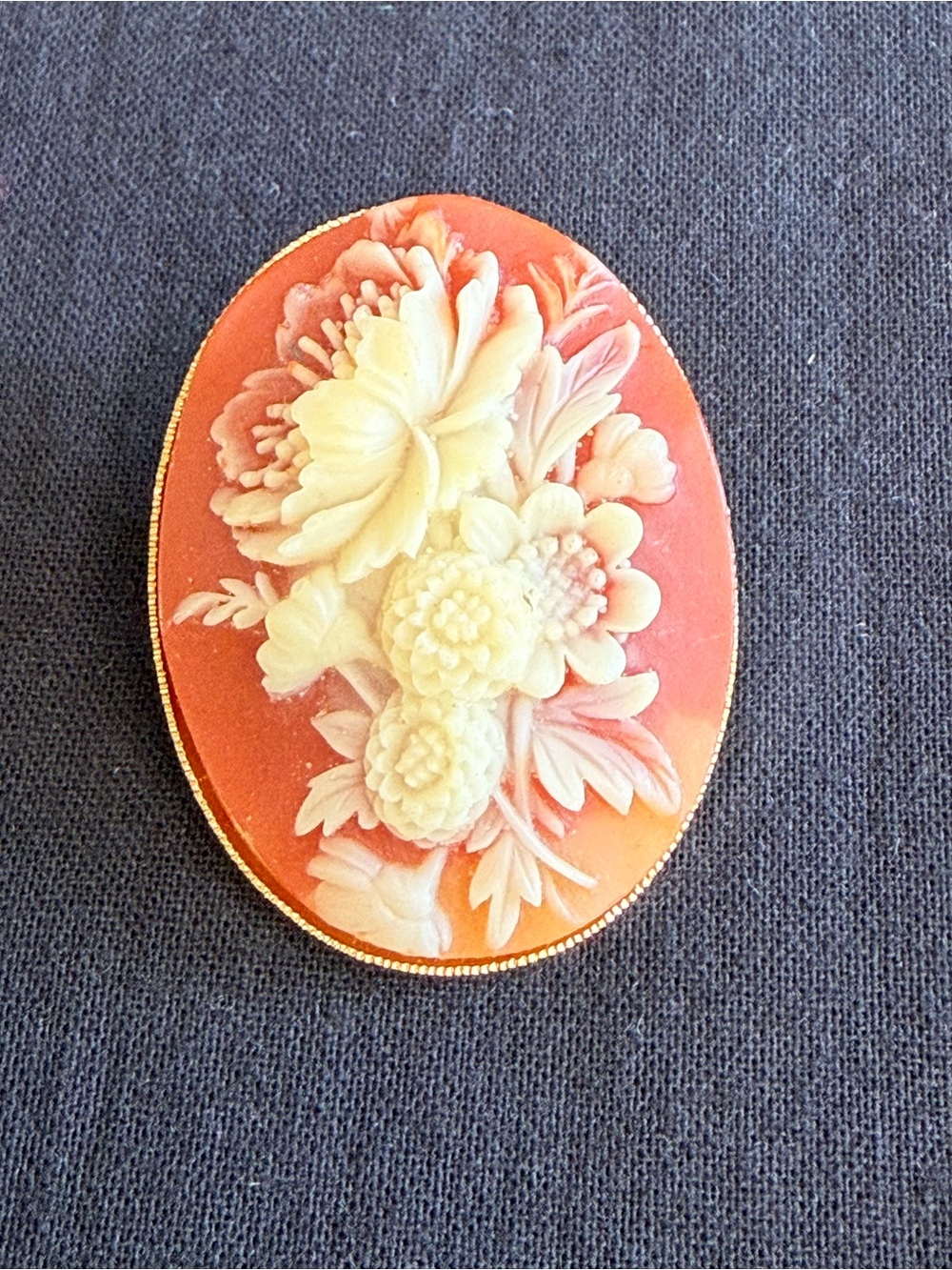 Vintage Cameo-Carved Floral